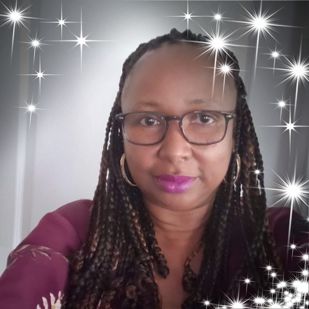 Meet your Posher, Arnita